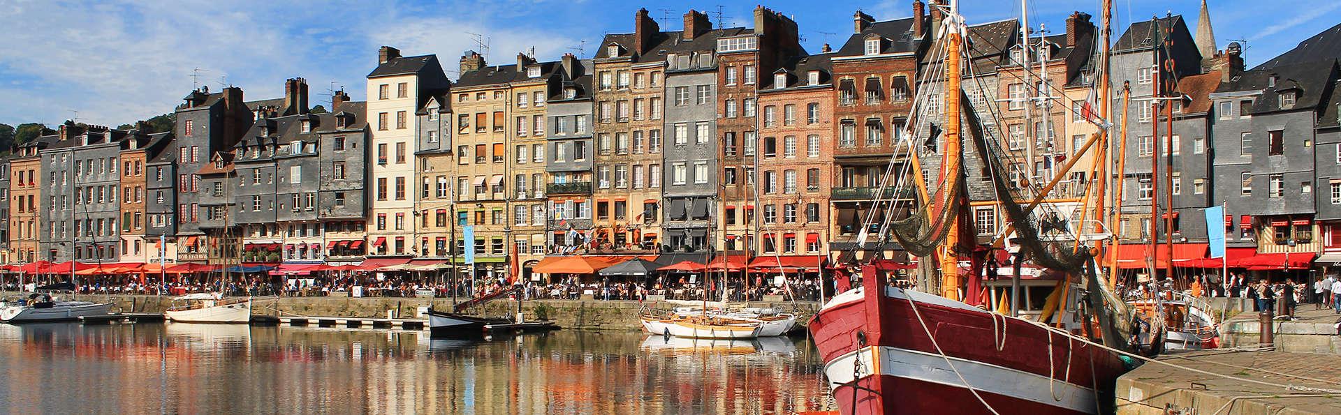 Honfleur (89 km de Crépon)