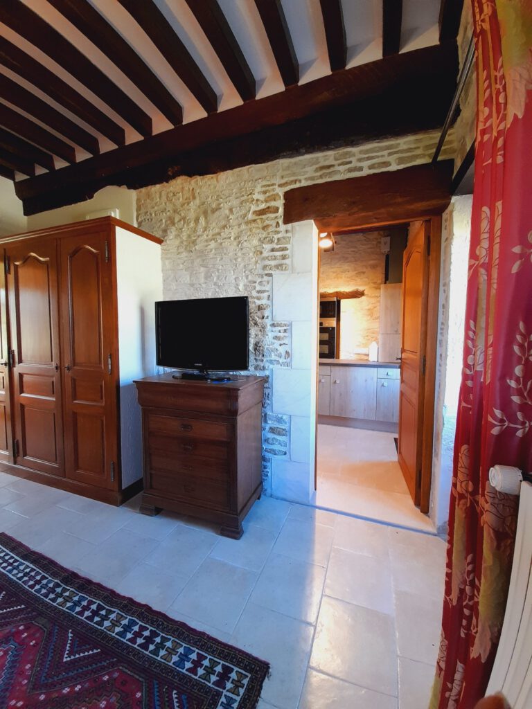 Sala più alta con Mathan Manor, con arredamento elegante e attrezzature moderne in un ambiente pacifico e storico.